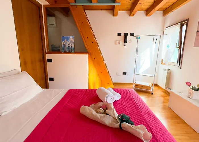 Di Sole E Dazzurro By Ca-sa Check * Chioggia